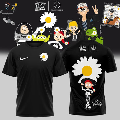 ,.G-Dragon’s PEACEMINUSONE x TOY STORY TShirt