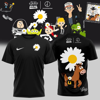 ,.G-Dragon’s PEACEMINUSONE x TOY STORY TShirt