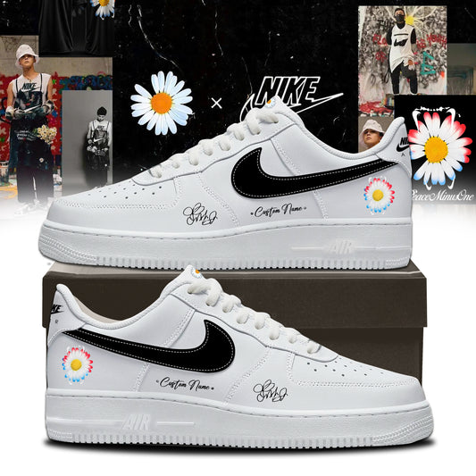 G-Dragon’s PEACEMINUSONE x Nike Shoes 2