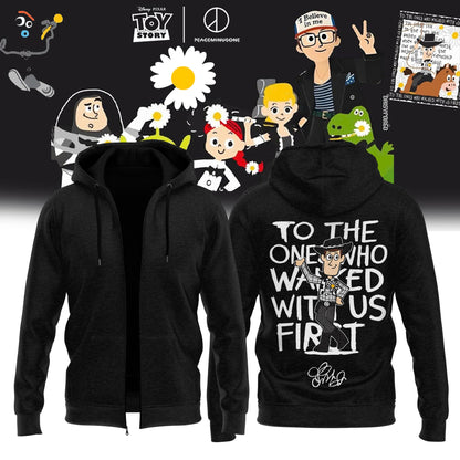 ,.G-Dragon’s PEACEMINUSONE x TOY STORY ZipHoodie