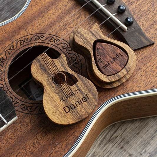 Personalized Wood Guitar Pick Case: Engraved Plectrum Holder